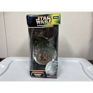 Star Wars Power of the Force Yoda with Dagobah